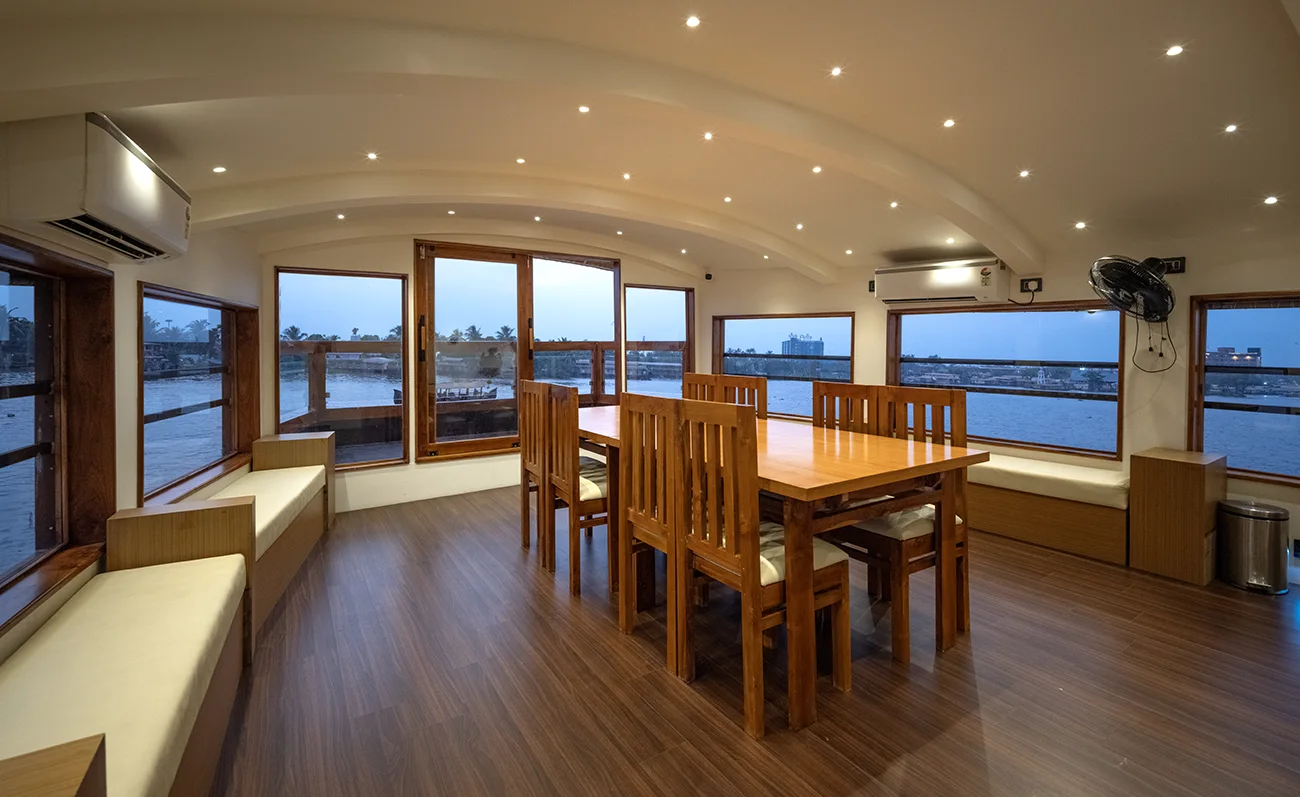The Osprey Luxury Cruises - Alleppey