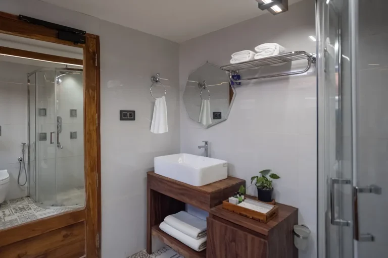 The Osprey Luxury Cruises - Alleppey